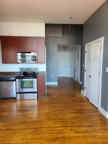 501 S Main St